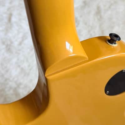 Gibson Les Paul Junior Special with Humbuckers 2012 - Gloss Yellow image 18