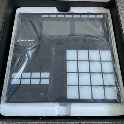 Native Instruments Maschine MKIII 2010s - Black image 12