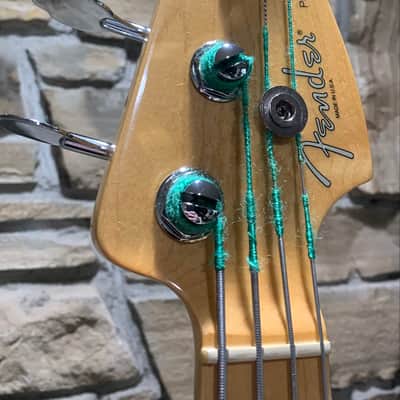 Fender American Standard Precision Bass with Maple Fretboard 2008 - 2016 - 3-Color Sunburst image 3