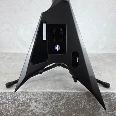 IN-STOCK - 2026 LTD ARROW 400 FLYING V GUITAR | CHARCOAL METALLIC image 7