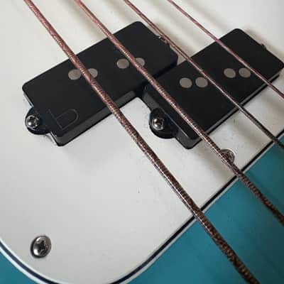 Fender Player II Precision Bass 2024 - Present - Aquatone Blue image 2