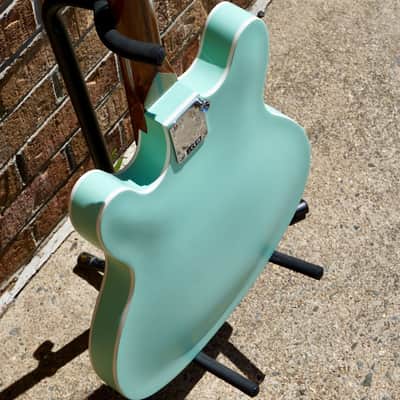 Fender Tom DeLonge Starcaster Rosewood Fingerboard Chrome Hardware Satin Surf Green image 10
