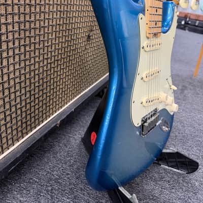 Fender American Elite Stratocaster w/ Maple Fretboard 2017 - Sky Burst Metallic image 6