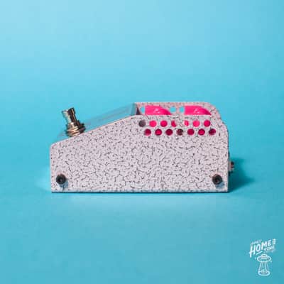 ThorpyFX Fallout Cloud Fuzz Limited edition Pink/white 2024 release image 4