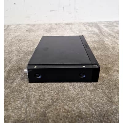 Shure BLX4R Receiver 863-865 MHZ – Receiver - Good image 5
