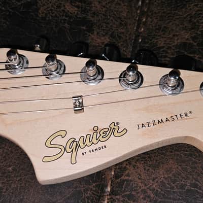 Squier Affinity Jazzmaster Tom Delonge Inspired 2023 - White image 8