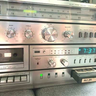 Soundesign 5959 - Vintage 1980s Brushed Aluminum All In One Tuner Cassette 8-Track Stereo Console image 7