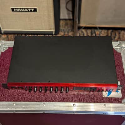 Focusrite Clarett+ OctoPre 8-Channel Microphone Preamp with ADAT I/O 2022 - Present - Red image 4