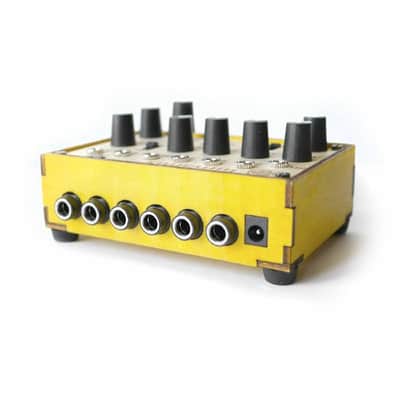 LEP Lumamix 4-Channel Resonant Mixer (wood, yellow) image 2