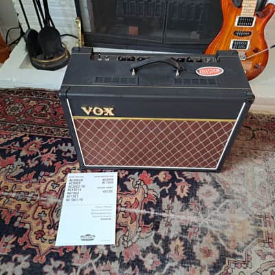 Vox AC15C1 Custom 2-Channel 15-Watt 1x12" Guitar Combo 2010 - Present - Black image 3