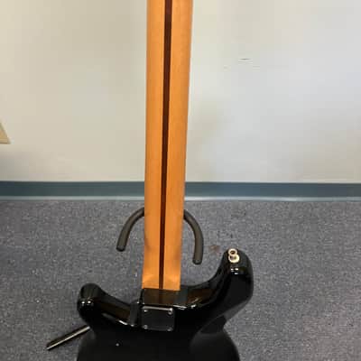 Fender Urge 1993 - Black image 13