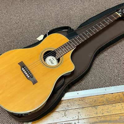 Line 6 Variax 700 Acoustic Guitar Natural w gigbag image 2