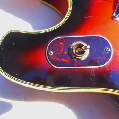 Teisco  Archtop Semi Hollow Body Guitar, 1960's, Sunburst, 3 PU's, Very Fancy image 6