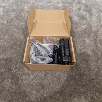 Baofeng UV-5R Black Receiver - Like New w/ Original Box & charging port, Antennae image 17