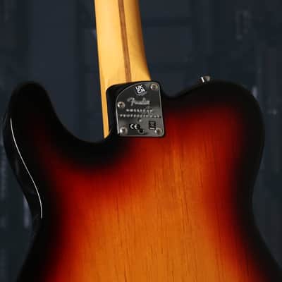 Fender American Professional II Telecaster Rosewood Fingerboard 3-Color Sunburst (serial- 0918) image 9