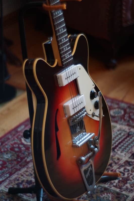 Micro-Frets Spacetone Custom Model 1970 Sunburst image 1