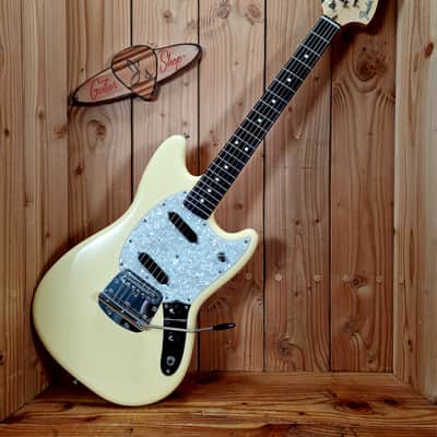 Fender American Performer Mustang 2025 - Vintage White image 2