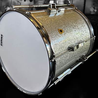 Ludwig No. 996-1 Club Date Outfit Drum Set (8x12"/14x14"/14x20") w/ Keystone Badges 1967 - Silver Sparkle image 13