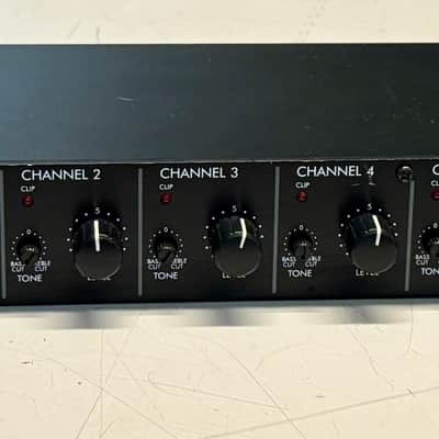 ART MX821 8-Channel Mic/Line Rack Mixer with Tone Control Bild 2