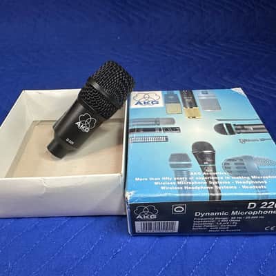 AKG D220 1990s - Matte Black image 4
