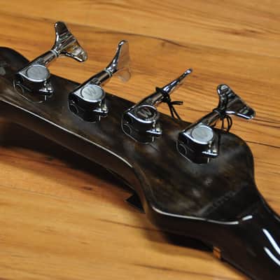 Warwick Buzzard (John Entwistle Signature model) Nirvana Black Transparent image 12