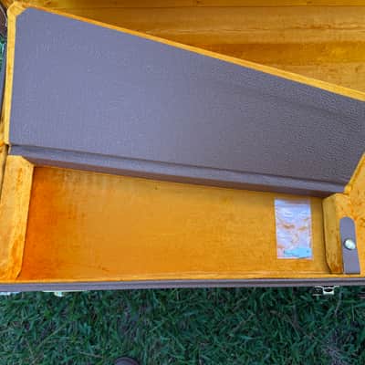 Fender G&G Strat/Tele case 2012 - Brown Tolex with gold plush interior image 17