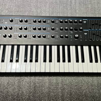 Novation Summit 61-Key 16-Voice Synthesizer