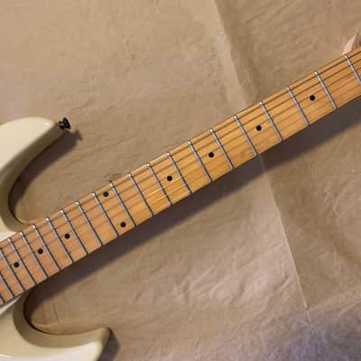 Yamaha RGZ211M White 90s Made in Taiwan //modded with tele type bridge//. image 5