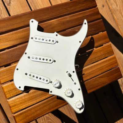 MJT Relic Strat Pickguard w Mojotone Premium Historic Wiring Harmess & Fender Vintage Style Pickups image 2