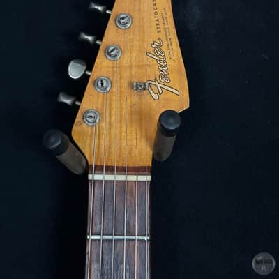 Fender Stratocaster from 1965 in sunburst finish image 7