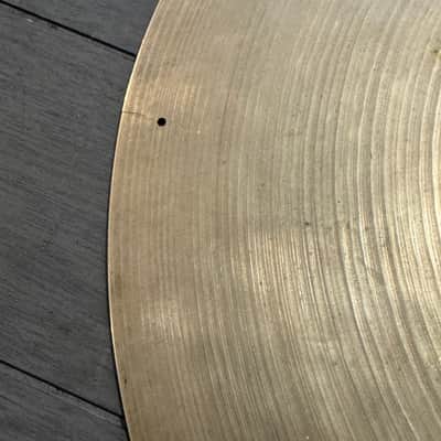 Zildjian 16 inch medium crash 60s image 2