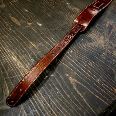 Wolf Briar Leather Company - Hand-Tooled Custom Handmade Guitar Strap - Western Paisley Motif image 6