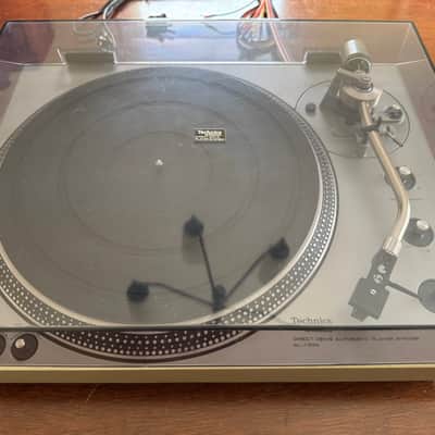 Technics SL-1300 Vintage Direct Drive Turntable image 3