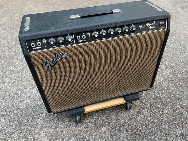 Fender Pro Reverb 2-Channel 40-Watt 2x12" Guitar Combo 1965 - 1967 - Black Panel image 1