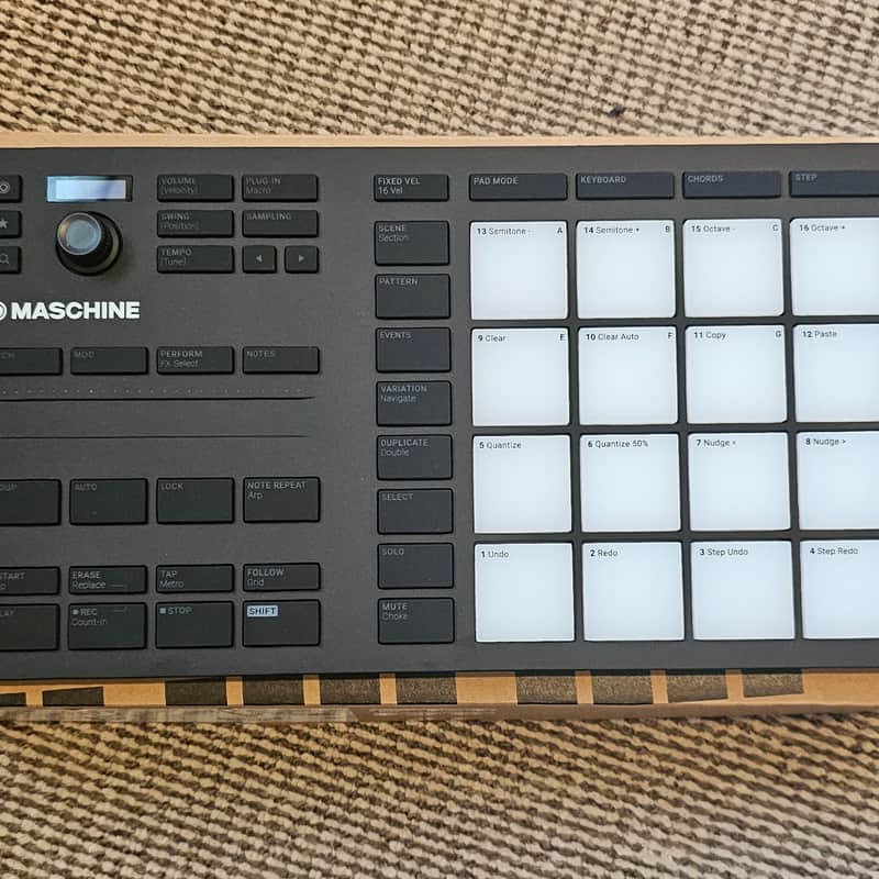 2017 Native Instruments Maschine Mikro MKIII Black