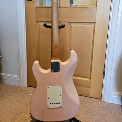 Haar Trad S Custom Shop Relic Stratocaster in shell pink w/Amber pickups image 2