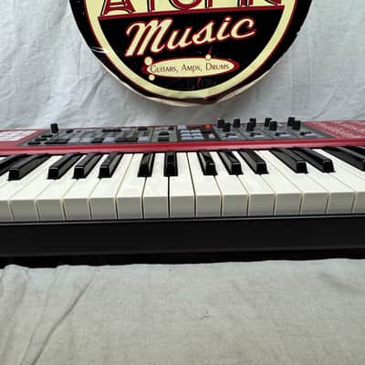 Clavia Nord Electro 3 Seventy Three 73-key Piano & Organ Synthesizer Keyboard with Pedal + Bag image 11