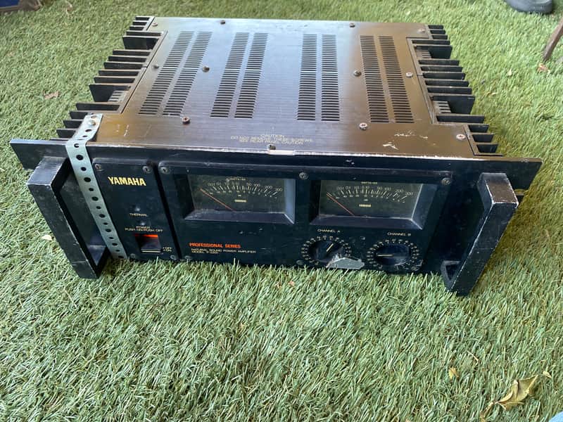 Yamaha P-2200 - Black Power Amp Amplifier image 1