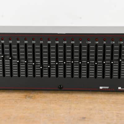 Peavey QF 131 31-Band Graphic Equalizer CG01452 image 3