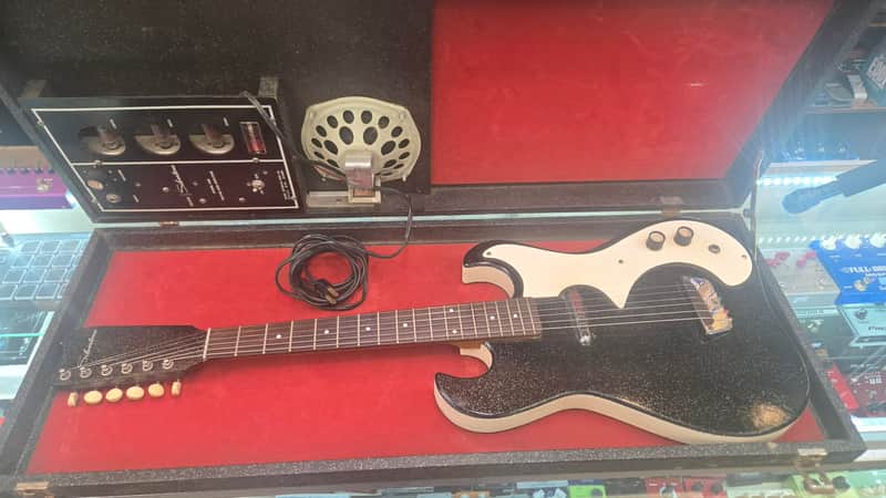 Silvertone 1448 アンプ内蔵ケース付き Silvertone 1448 with Case Amp | Reverb