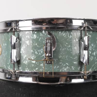 1970s Beverley 5x14 Emerald Green Pearl Snare Drum image 2