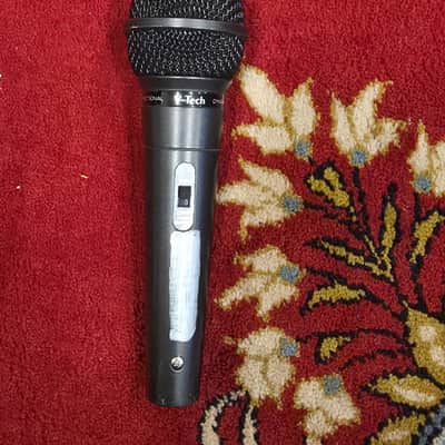 V-Tech 1030 Dynamic Microphone image 1