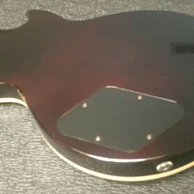 The Heritage H-170CM SSB Sunset Burst image 9