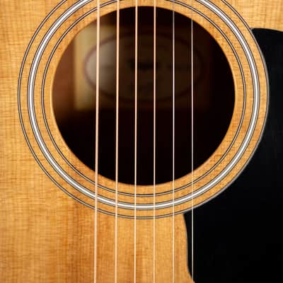 Taylor 112ce Grand Concert Acoustic/Electric Guitar with Gig Bag image 11