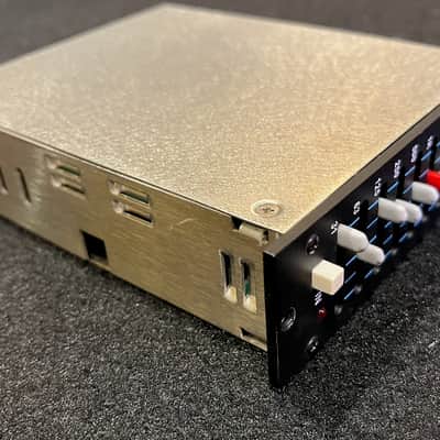 API 560 Equalizer image 5
