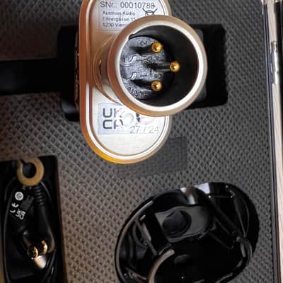 Austrian Audio OC818 Studio Set 2023 - Present - Champagne image 3