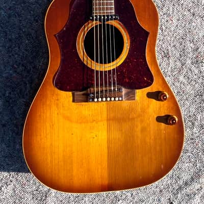 Gibson J-160E 1968 - Sunburst image 4