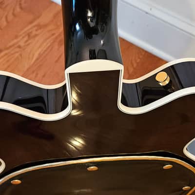 Gretsch G6122SP Country Classic II Custom Edition with TV Jones Pickups, Double Mute 2004 - 2006 - Walnut Stain image 4