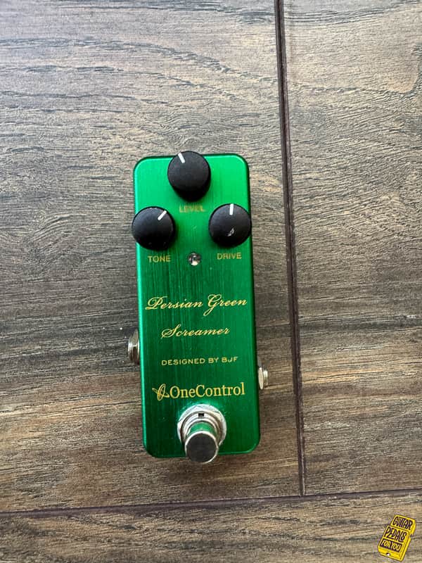 One Control Persian Green Screamer image 1