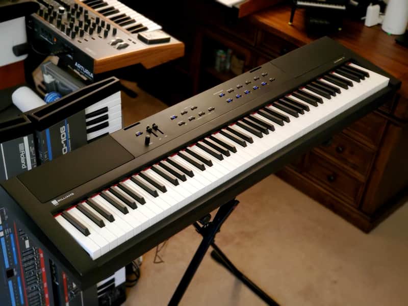 MUST SEE!!! WILLIAMS ALLEGRO III DIGITAL PIANO WITH 88-KEY WEIGHTED KEYBED IN AMAZING CONDITION! image 1